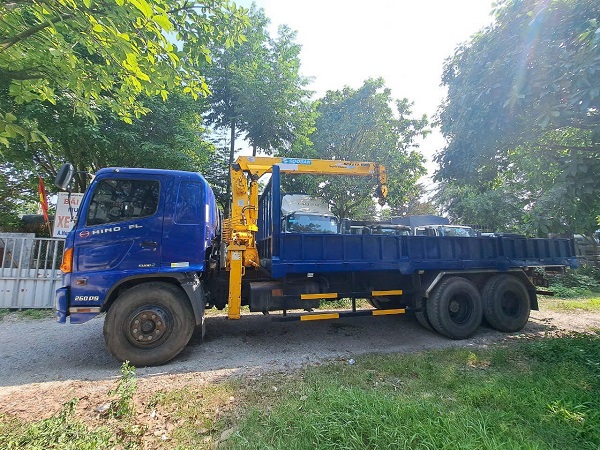 Giá cẩu cũ 8 tấn Soosan tại Hà Nội|Địa chỉ mua cẩu cũ 8 tấn Soosan ở đâu