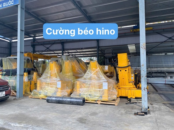 Giá Xe Hyundai gắn cẩu Soosan 5 tấn|Xe Hyundai gắn cẩu soosan 5 tấn giá dẻ