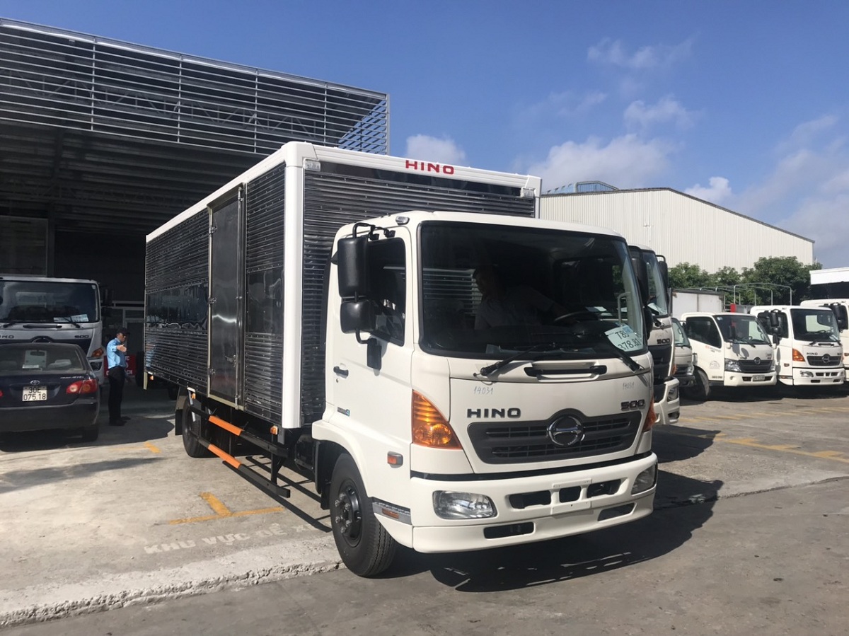 BẢNG GIÁ XE TẢI HINO NĂM 2012