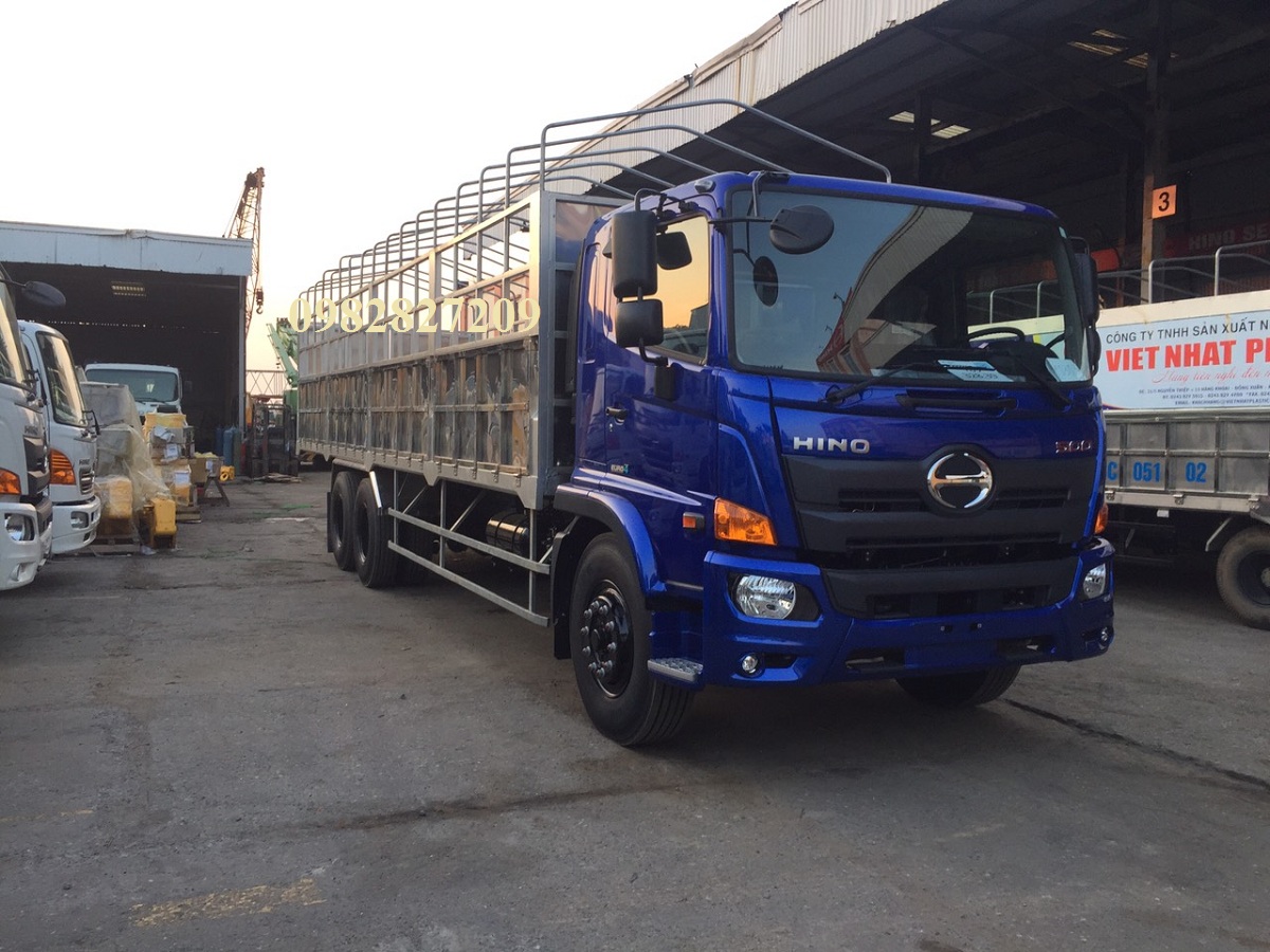 XE TẢI HINO 15 TẤN THÙNG BẠT DÀI 9,4M CẦU THẬT