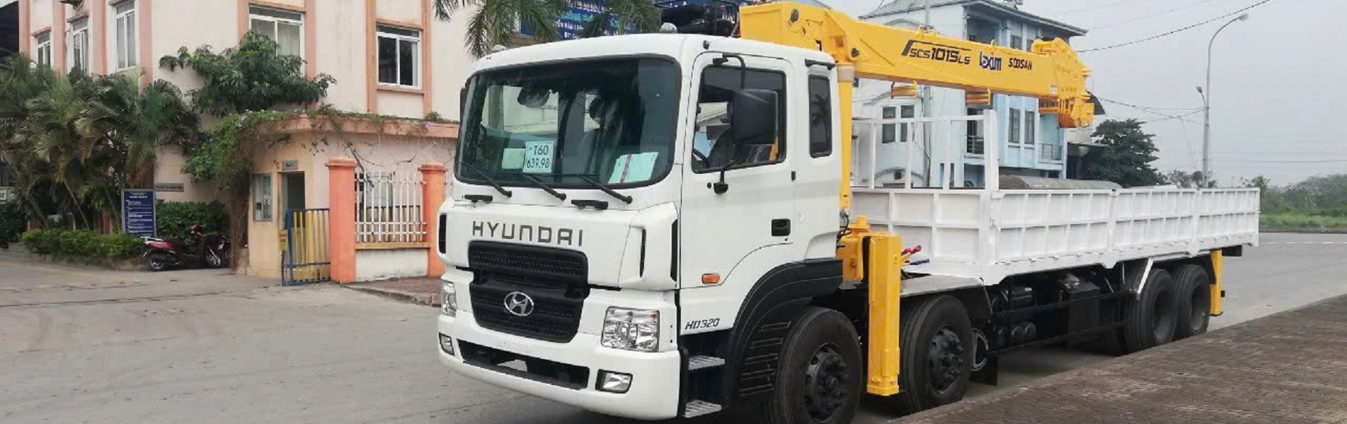 xe hyundai gắn cẩu soosan