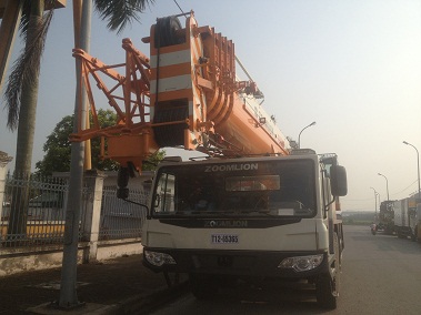 xe cẩu Zoomlion 85 tấn
