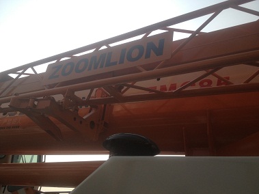 xe cẩu Zoomlion 85 tấn