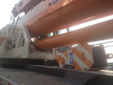 xe cẩu Zoomlion 85 tấn