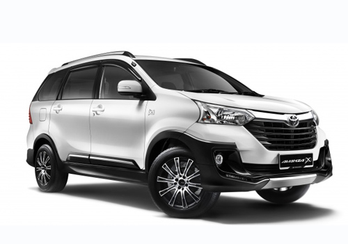 Sốt  giá Toyota Avanza 1.5X giá chỉ 292 triệu đồng