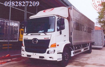 XE TẢI HINO TẢI 8,2 TẤN THÙNG KÍN DÀI 8,2M 4 CỬA