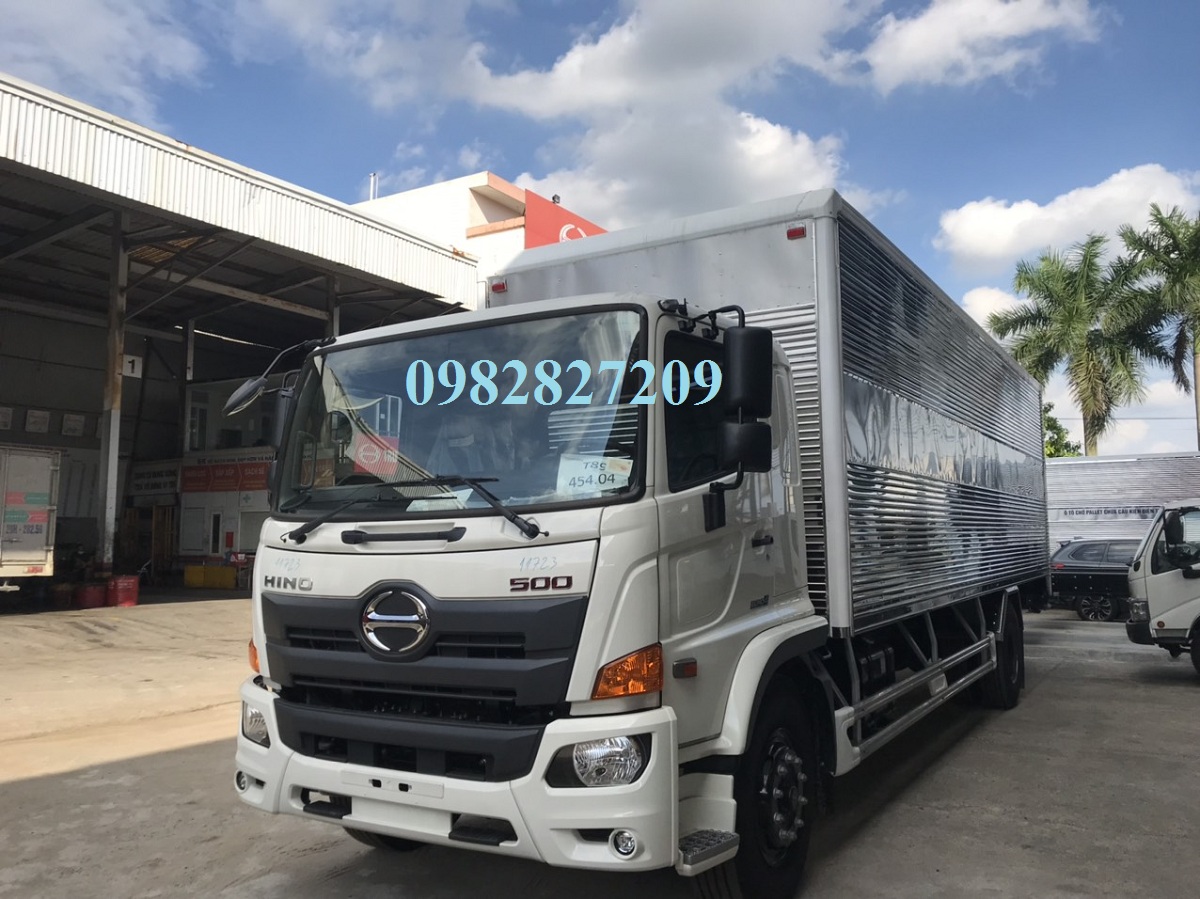 XE TẢI HINO 8 TẤN FG8JP7A THÙNG KÍN DÀI 7,3M