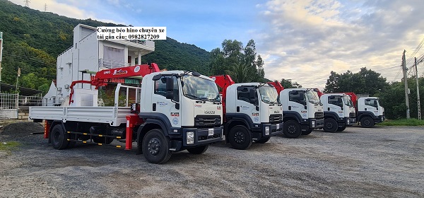 Giá Xe ISUZU gắn cẩu UNIC 5 tấn|Xe ISUZU gắn cẩu UNIC 5 tấn giá dẻ