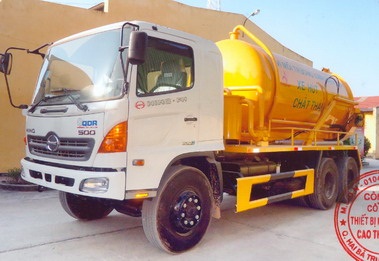 Xe tải Hino FM hút chất thải 16 khối