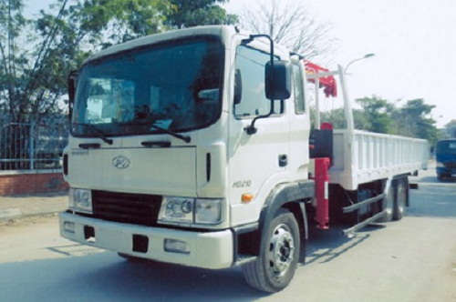 Xe tải Hyundai HD210 gắn cẩu Unic 3 tấn 4 đốt
