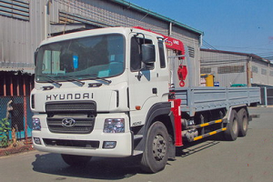 Xe tải Hyundai HD250 15 tấn gắn cẩu Unic 5 tấn
